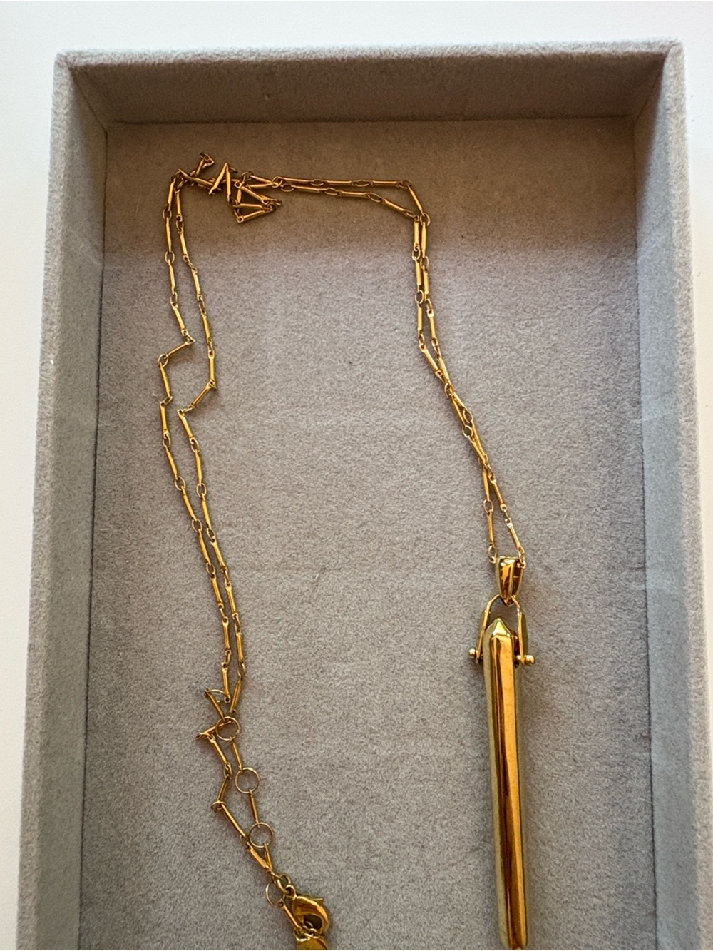 Stella & Dot Gold Spike “Rebel” Pendant Necklace
